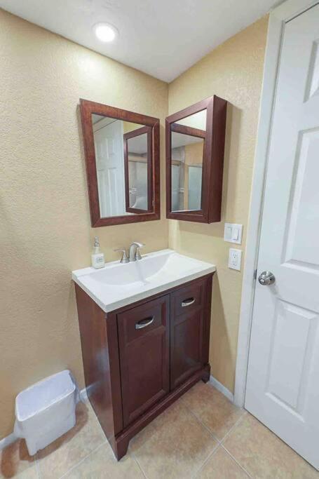 The Cool Cactus Condo With Pool And Jacuzzi Tempe Luaran gambar