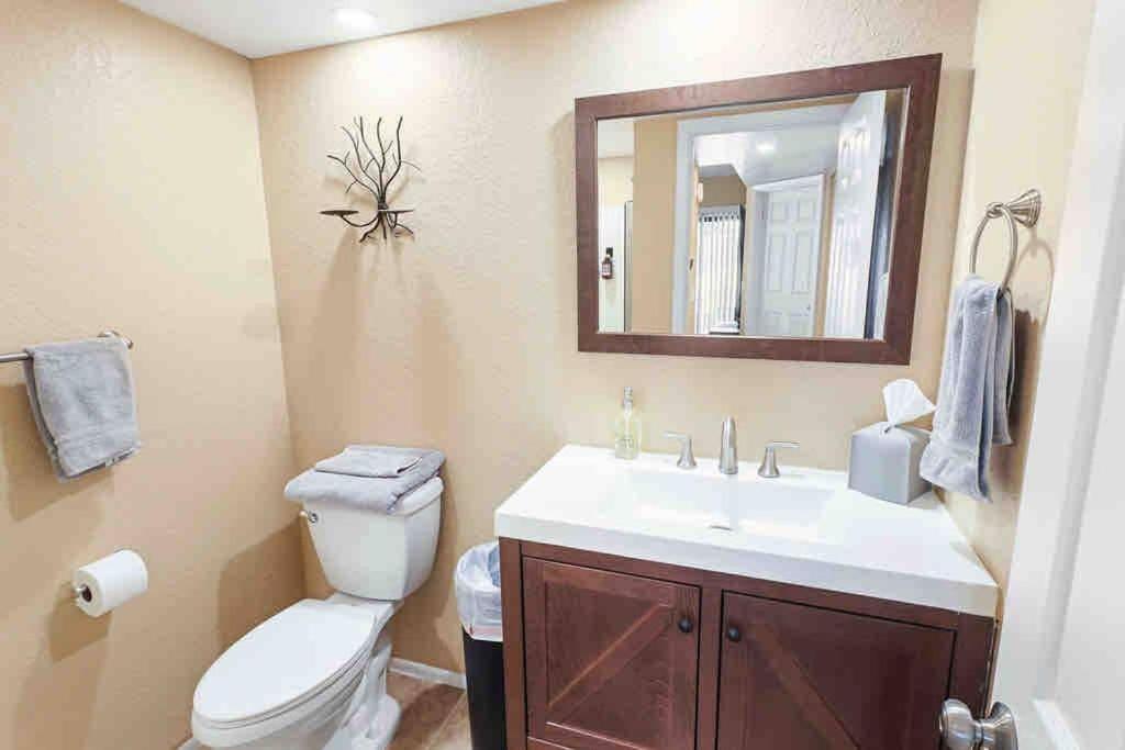The Cool Cactus Condo With Pool And Jacuzzi Tempe Luaran gambar