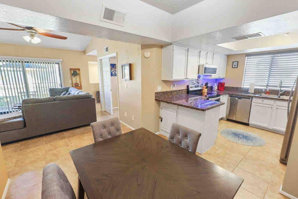 The Cool Cactus Condo With Pool And Jacuzzi Tempe Luaran gambar