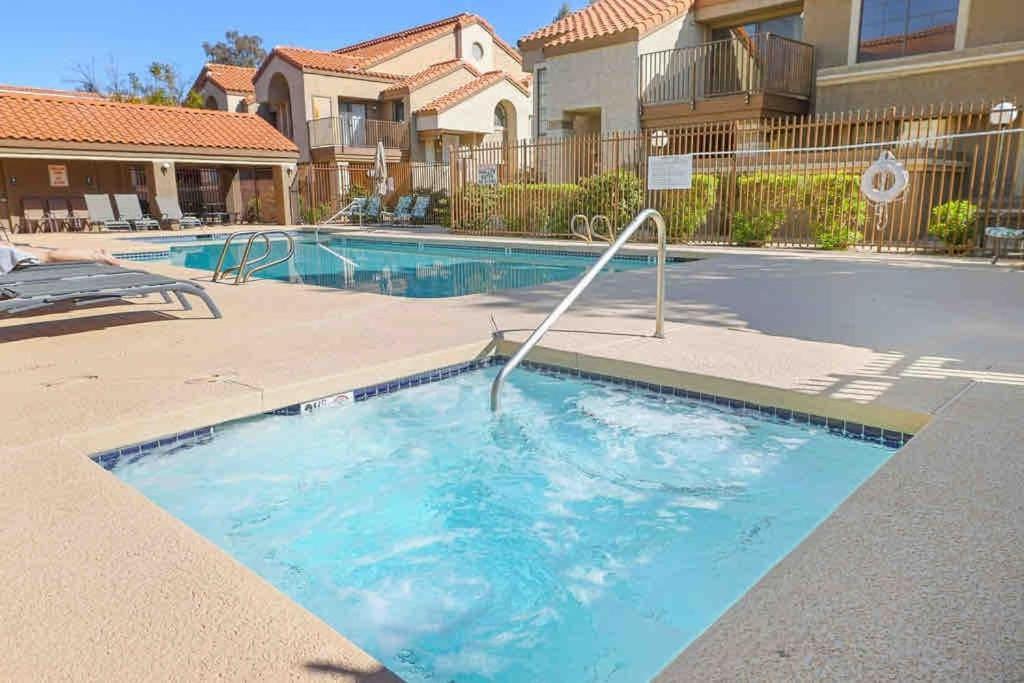 The Cool Cactus Condo With Pool And Jacuzzi Tempe Luaran gambar